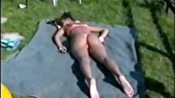 Hämaras valguses swingers gang fuck.