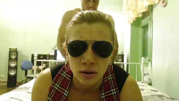 Vaprad õed seksivad lesbidega.